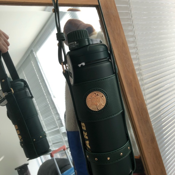 Brand new Starbucks bottle - Picture 3 of 9